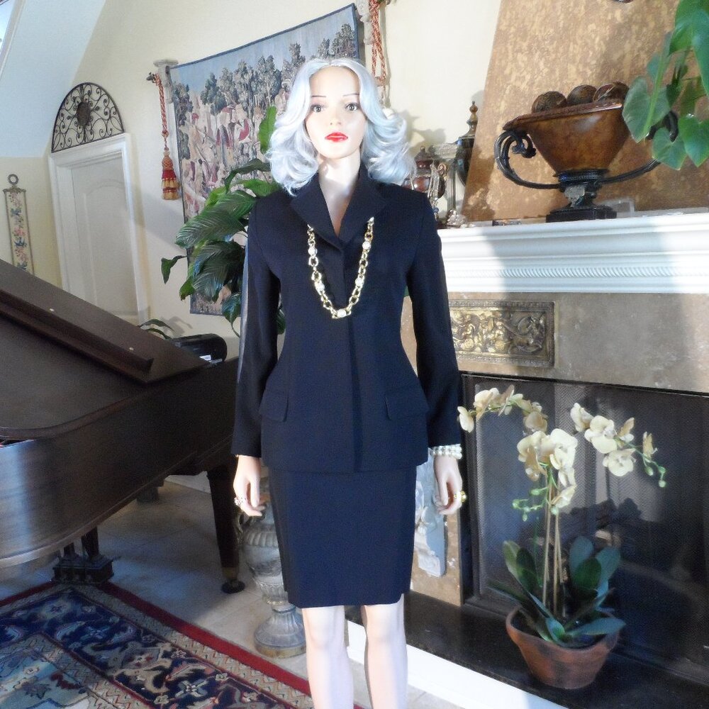 Gianni Versace Couture Black Skirt Suit w/Soft Leather Inserts Size IT 42- US 6